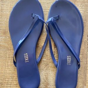 TKEES FLIPFLOPS